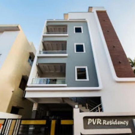 ויסאקפאטנם Feel Like Home -Guest House Near Tenneti Park מראה חיצוני תמונה