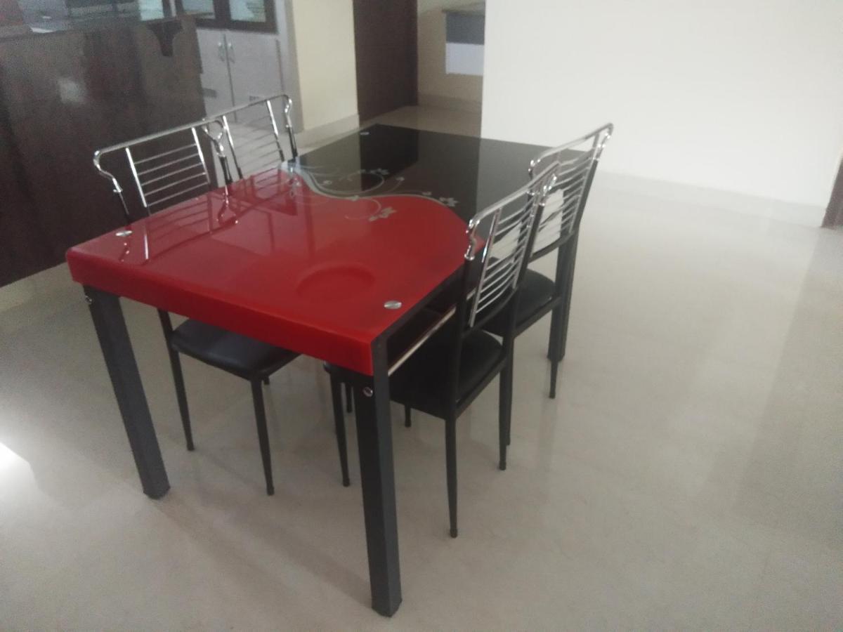 ויסאקפאטנם Feel Like Home -Guest House Near Tenneti Park מראה חיצוני תמונה