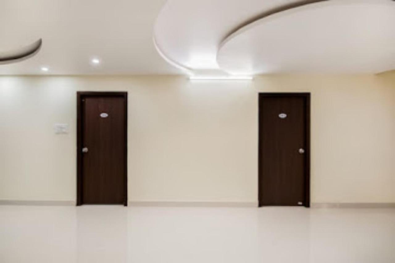 ויסאקפאטנם Feel Like Home -Guest House Near Tenneti Park מראה חיצוני תמונה